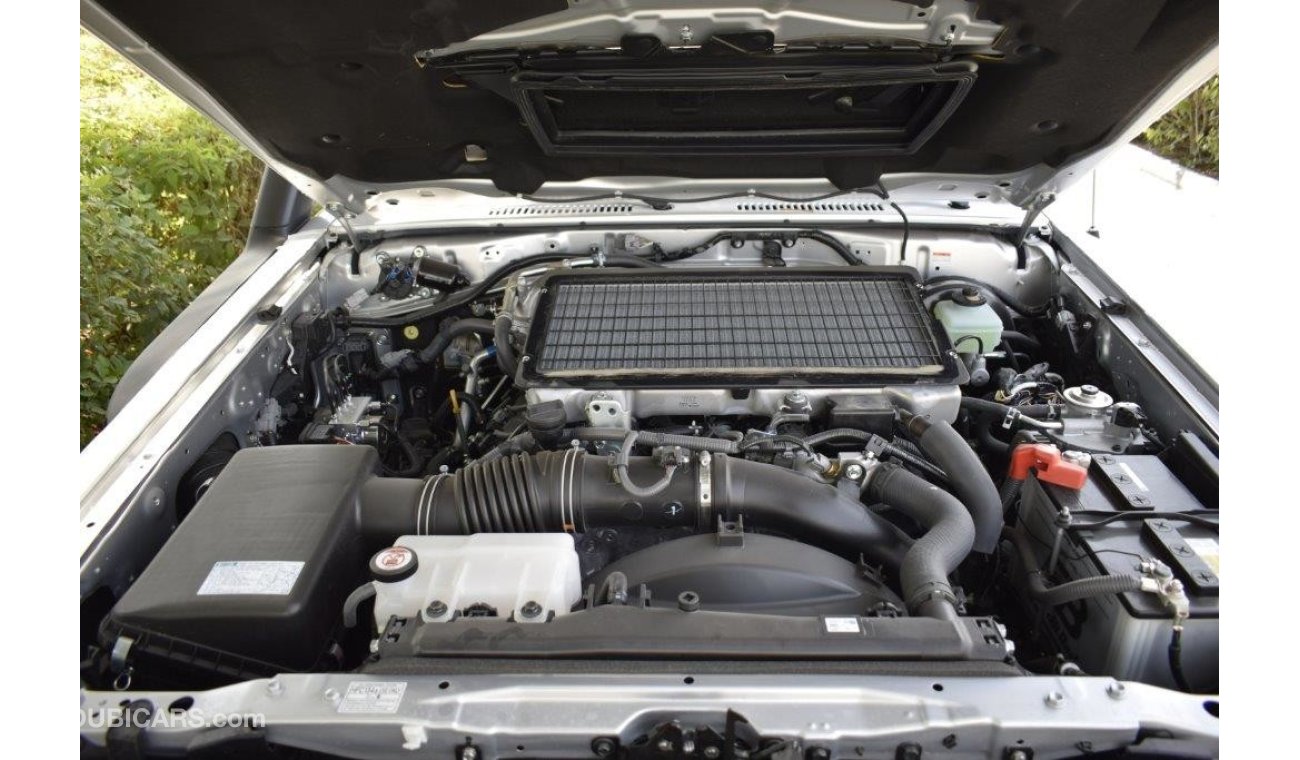 Toyota Land Cruiser Pick Up V8 4.5L TURBO DIESEL 4WD MANUAL TRANSMISSION