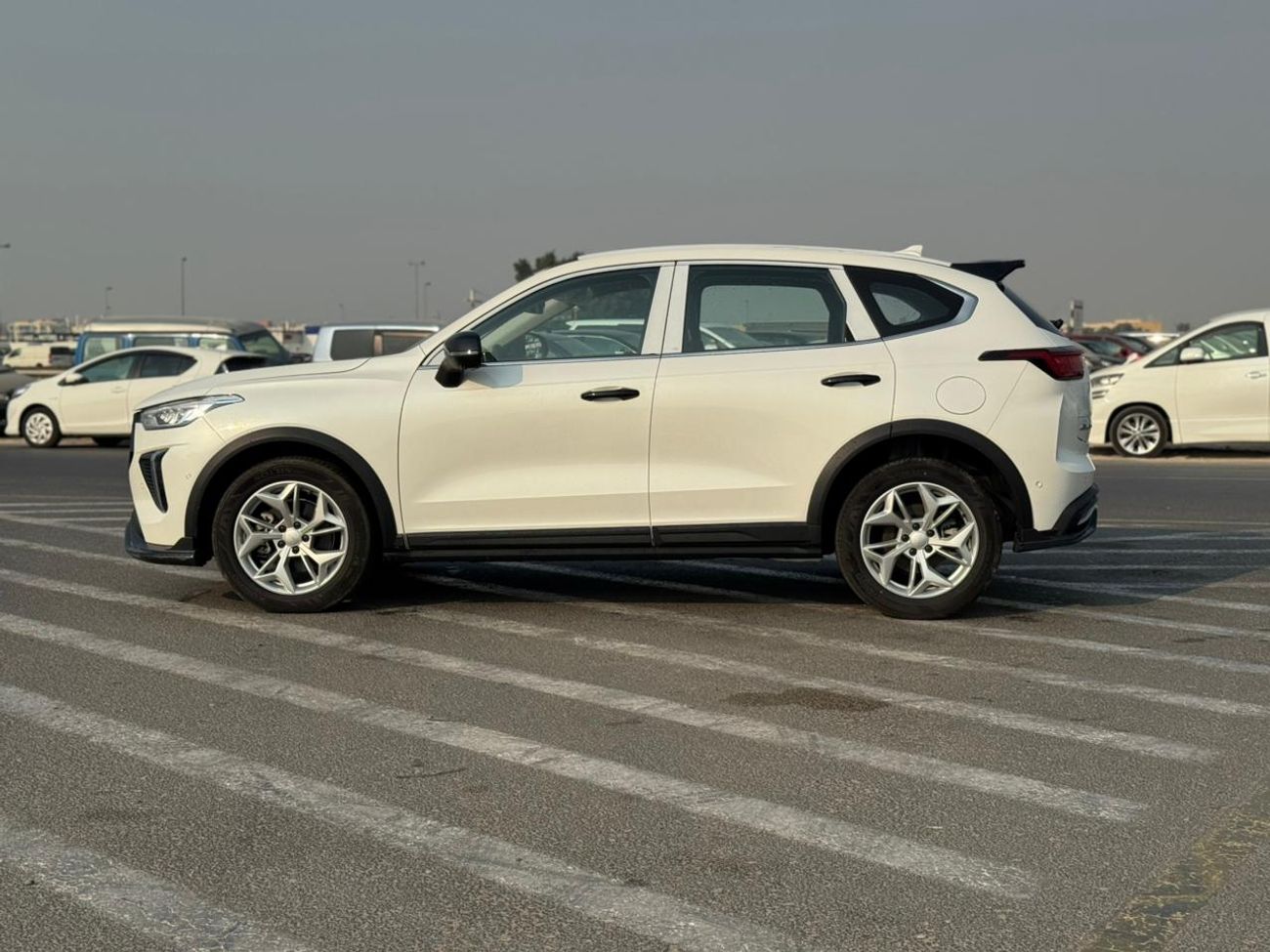 Haval Jolion UNUSED HAVAL JILION PRO 1.5L Turbo GCC WITH  3 YEARS WARRANTY FOR LOCALL