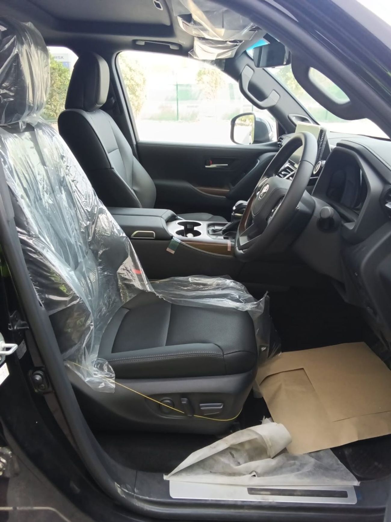 تويوتا لاند كروزر TOYOTA LANDCRUISER 300 3.3L DIESEL 4WD VX AUTO