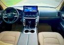 تويوتا لاند كروزر GXR 2015 FACELIFTED 2025 WITH INTERIOR AND EXTERIOR FULL OPTION V6 GCC SPECIFICATION
