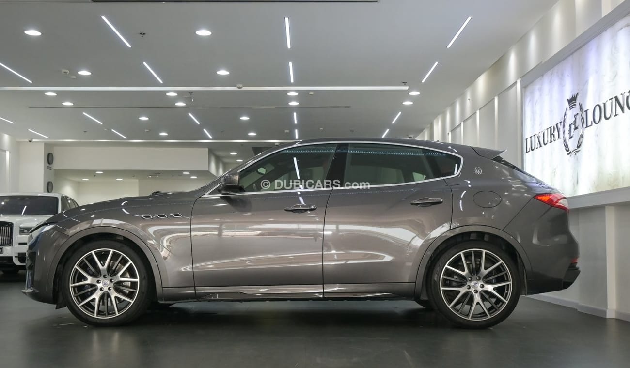 مازيراتي ليفونت MASERATI LEVANTO TROFEO 2019 GCC WITH WARRANTY AND CONTRACT SERVICE