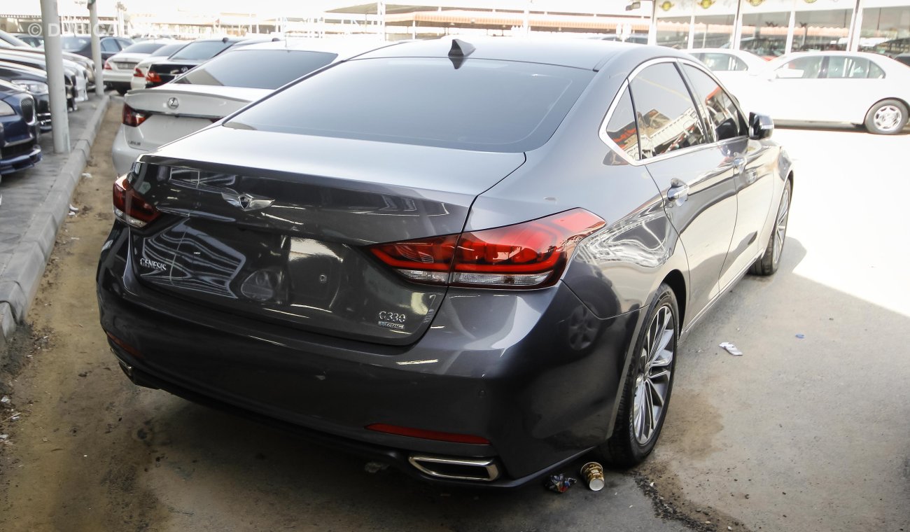 Hyundai Genesis G330 HTRAC