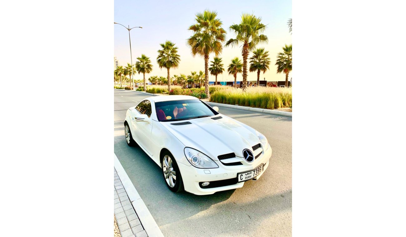 Mercedes-Benz SLK 350 VERY Well Maintained Mercedes  2009