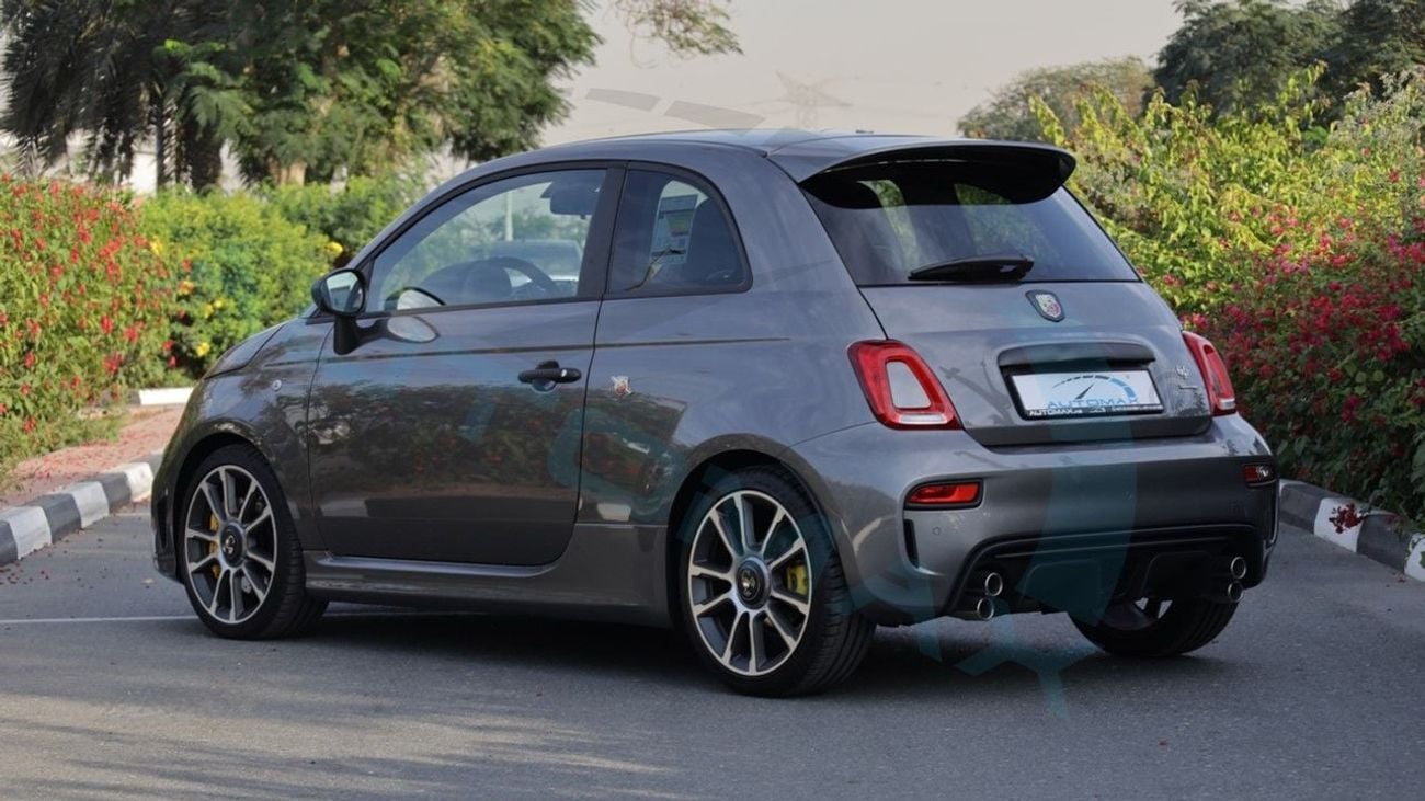 أبارث 695 Abarth 695 Turismo 1.4T 2024 GCC 19000Km With 3 Years Or 120,000 Km Warranty @Official Dealer