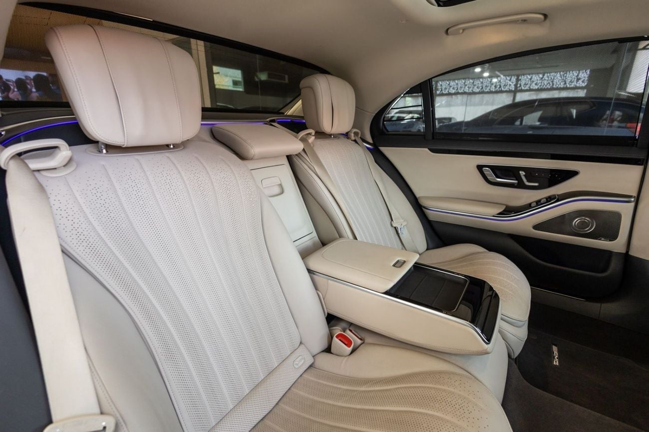 Mercedes Benz S500 4MATIC 3.0L 2022 Mercedes-Benz S-Class 500 4MATIC GCC | Agency Warranty