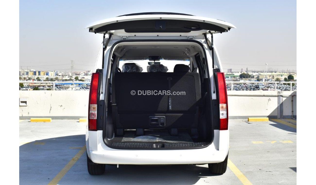 Hyundai Staria 2.2L CRDI 9 Seat Fwd MT Wagon