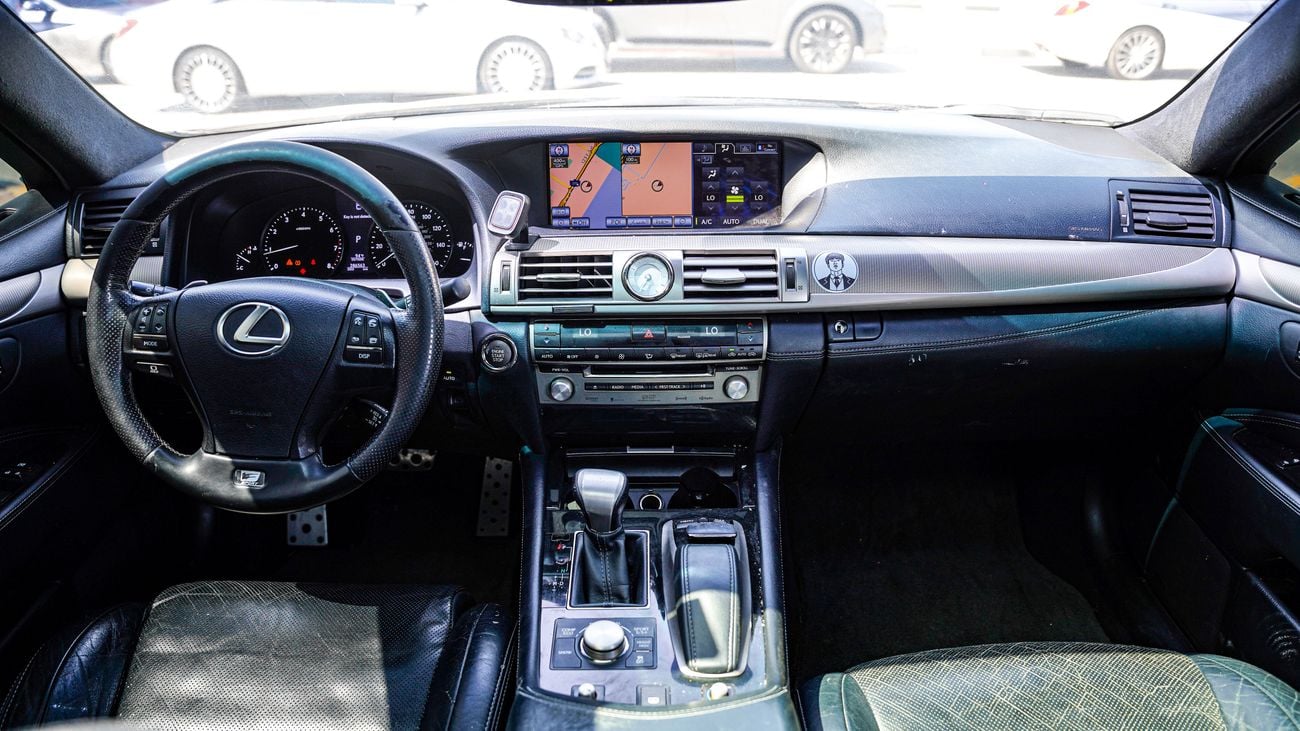 Lexus LS460