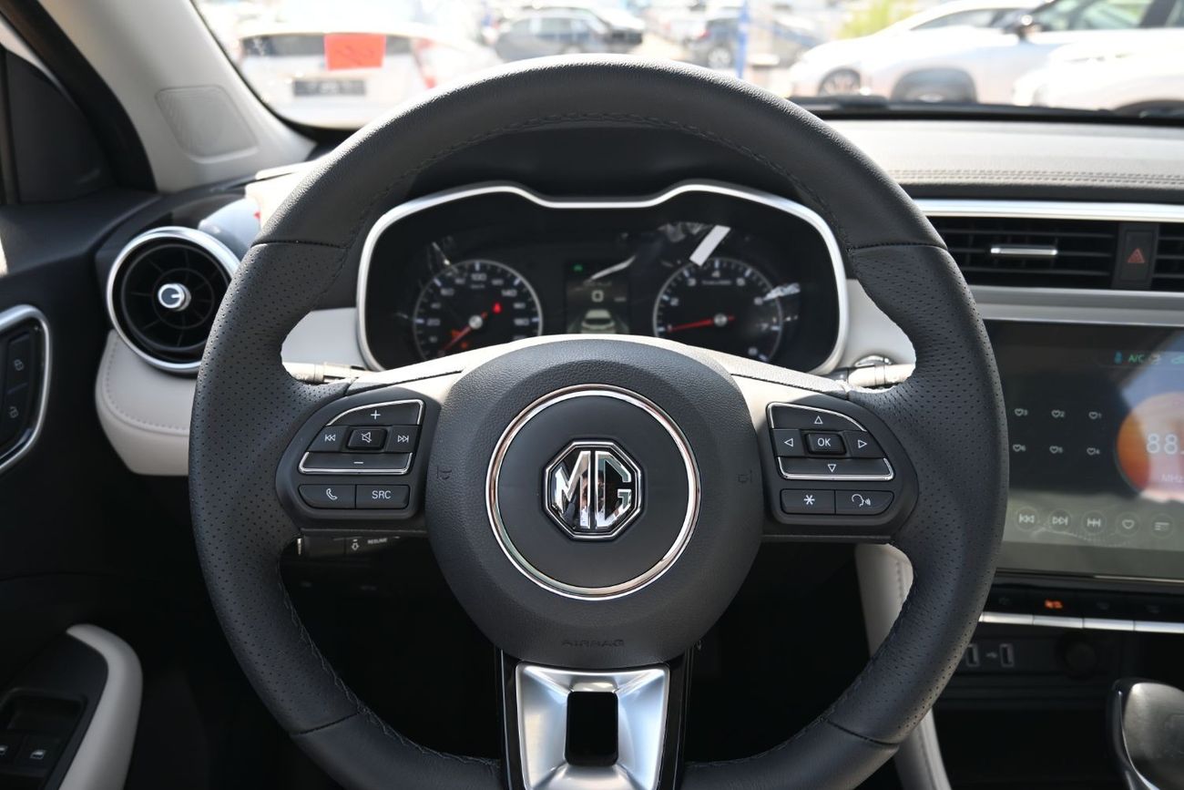 MG ZS MG ZS Luxury 1.5L Petrol Model 2025, Color White