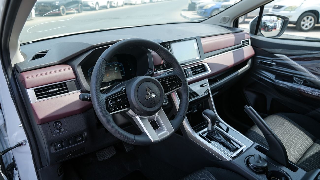 Mitsubishi Xpander Cross