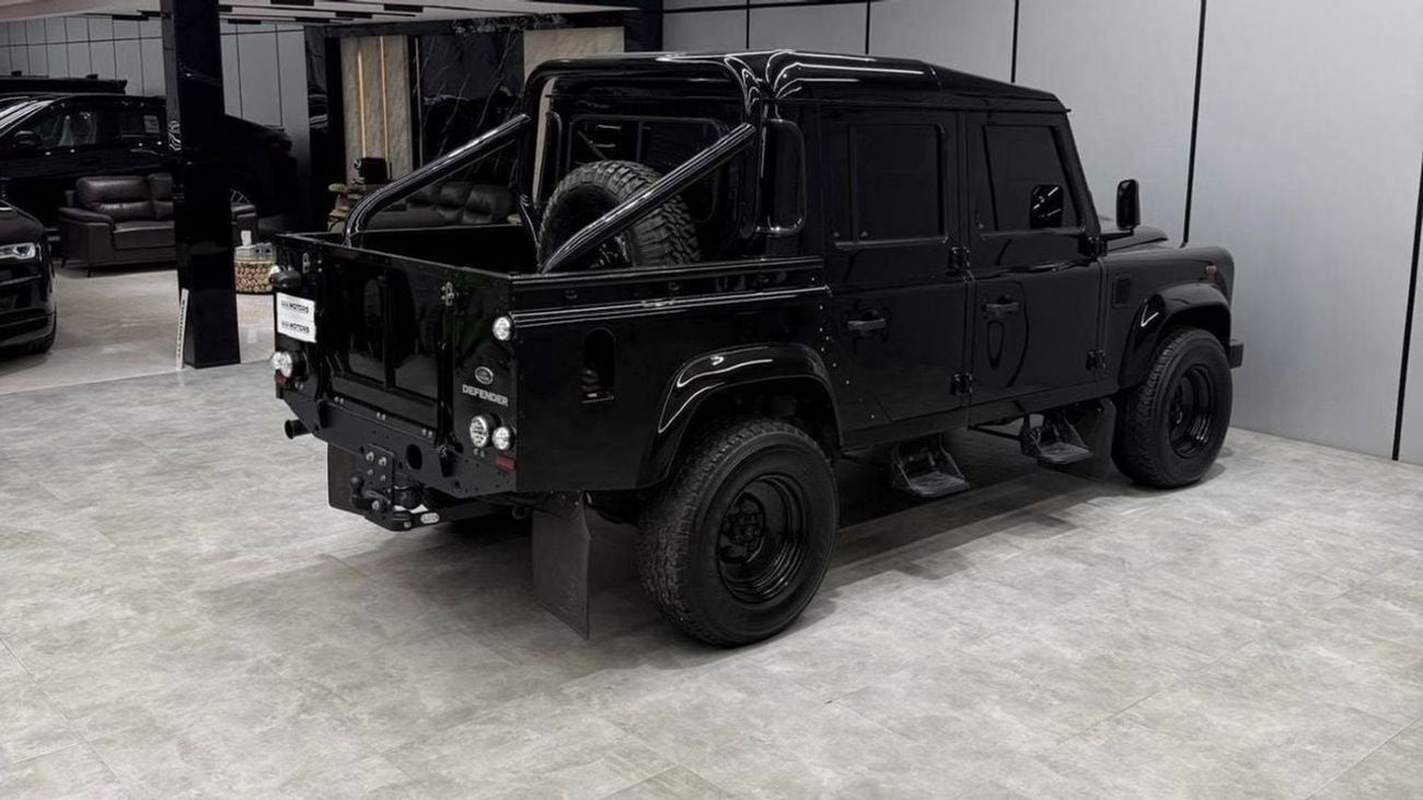 Land Rover Defender 110 Land Rover Defender 2015 GCC specs