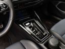 Volkswagen Golf R Base 2.0T