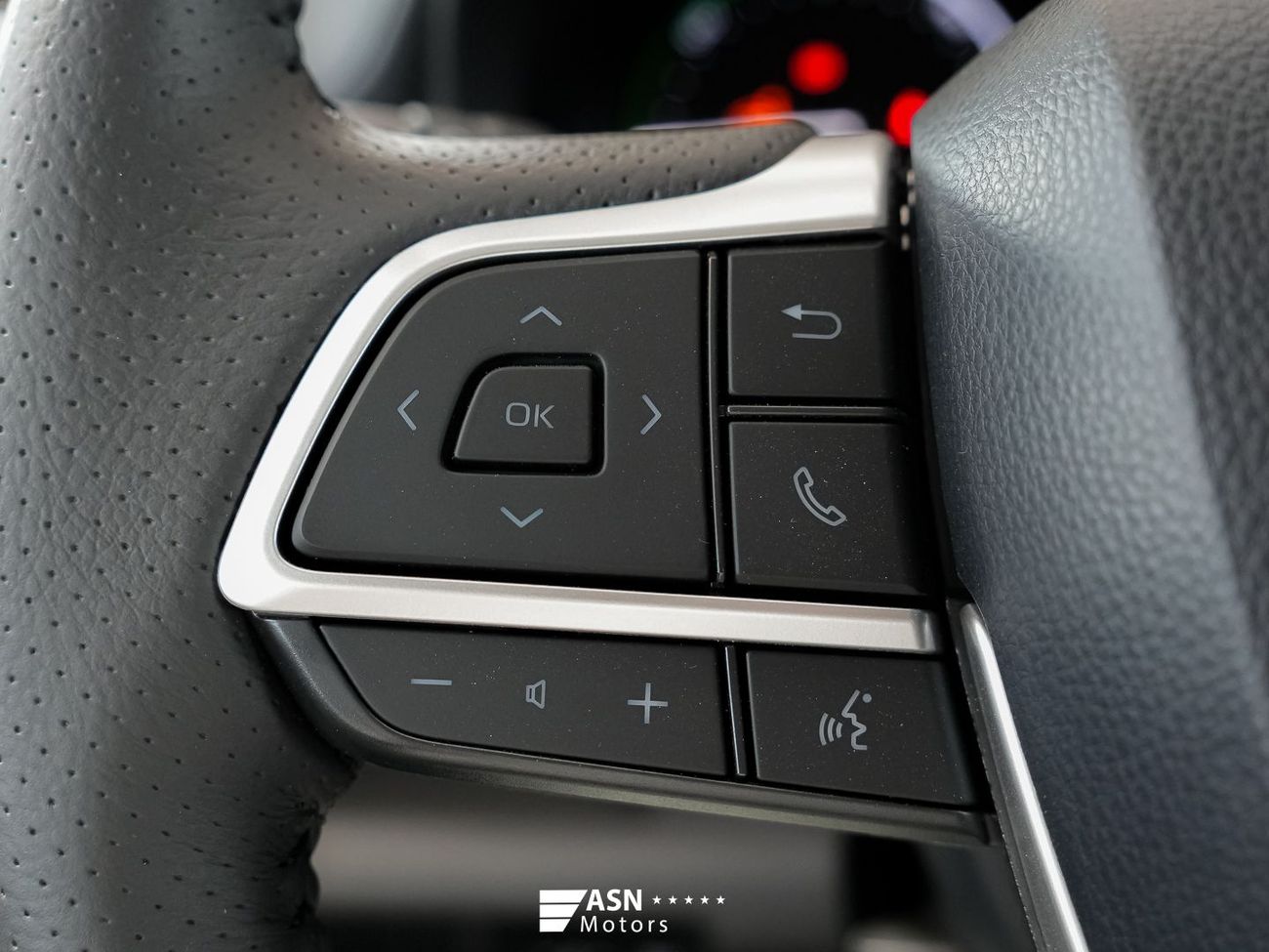 Toyota Sienna 2.5L Dual-Engine 2WD Comfort Edition 2025 (Export Price)