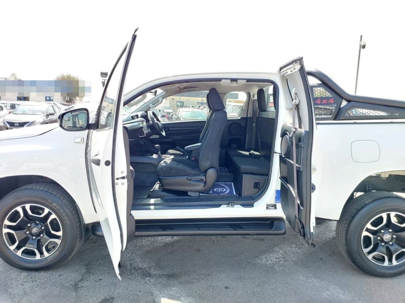 Toyota Hilux (RAMADAN OFFER) TOYOTA HILUX PICKUP RHD 2021 MODEL 2.8 L DIESEL AUTOMATIC(PM71438)