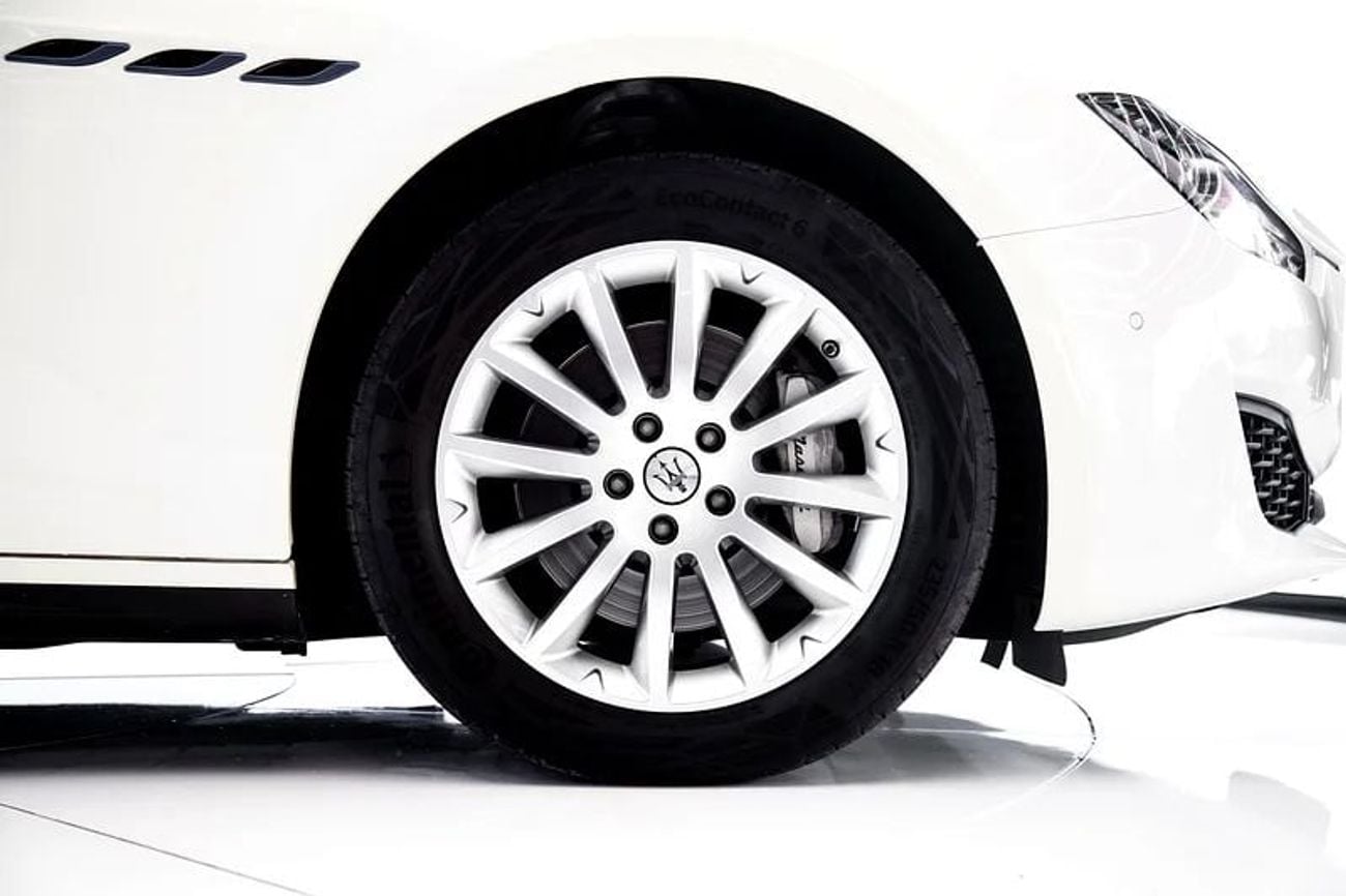 Maserati Ghibli GRANLUSSO Maserati Ghibli
