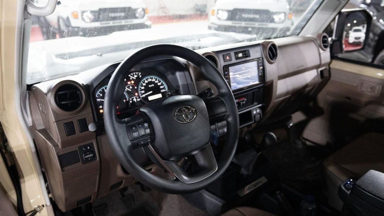 Toyota Land Cruiser 70 TOYOTA LC76 5DOORS PETROL 4.0L MANUAL TRANSMISSION MODEL 2024 LIMITED EDITION