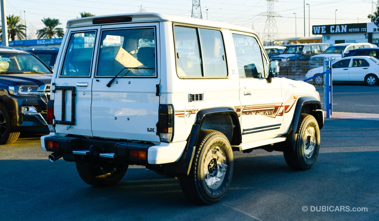 Toyota Land Cruiser Hard Top 4.0L V6 Petrol