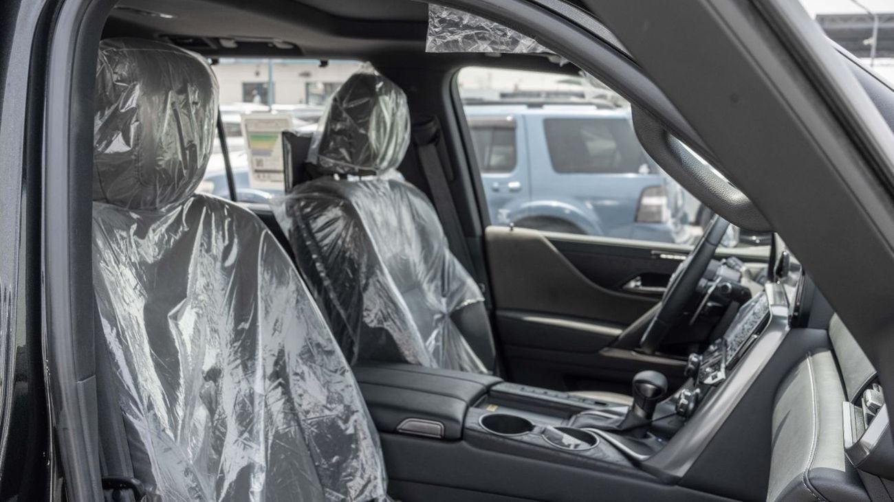 Lexus LX 600 2026 Lexus LX600 Over-Trail 3.5L AT Petrol (Black-Black)