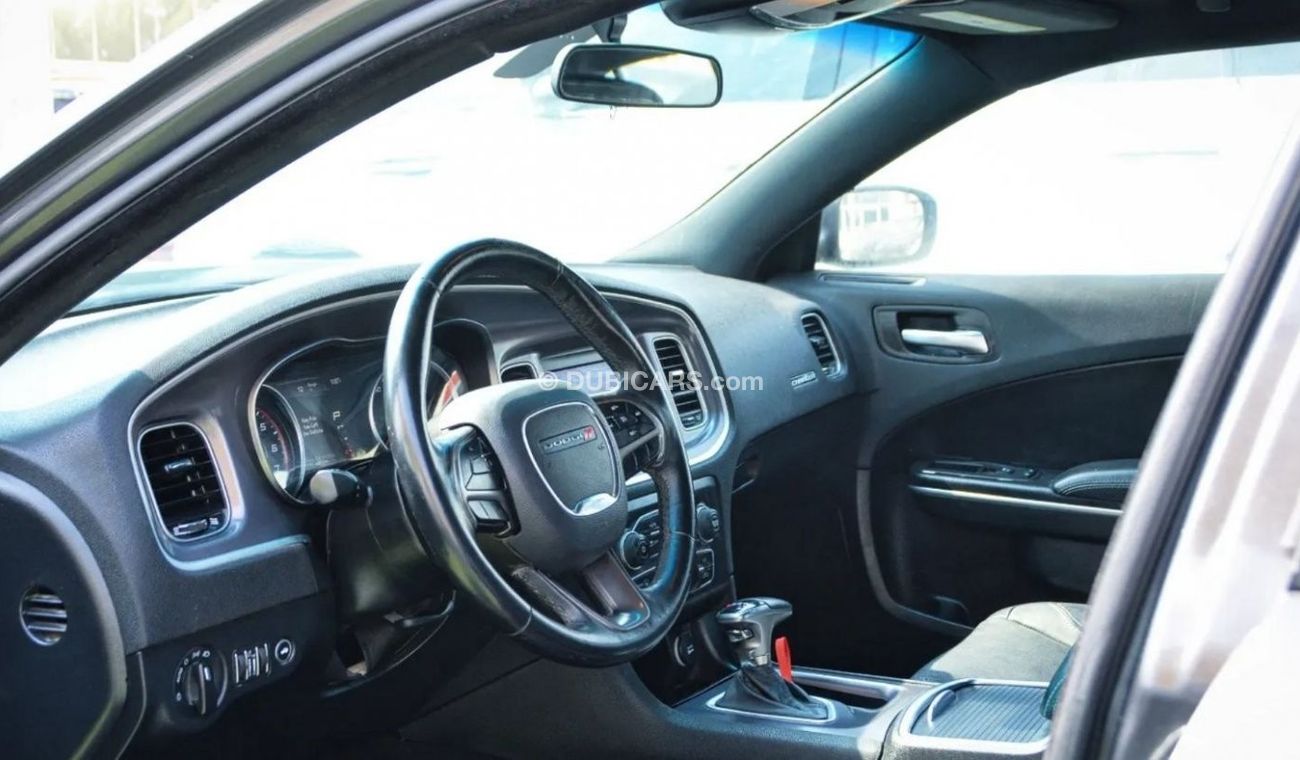 Dodge Charger 3.6L SXT Plus *SXT PLUS*Charger V6 3.6L 2019/FullOption/Original AirBags/Excellent Condition