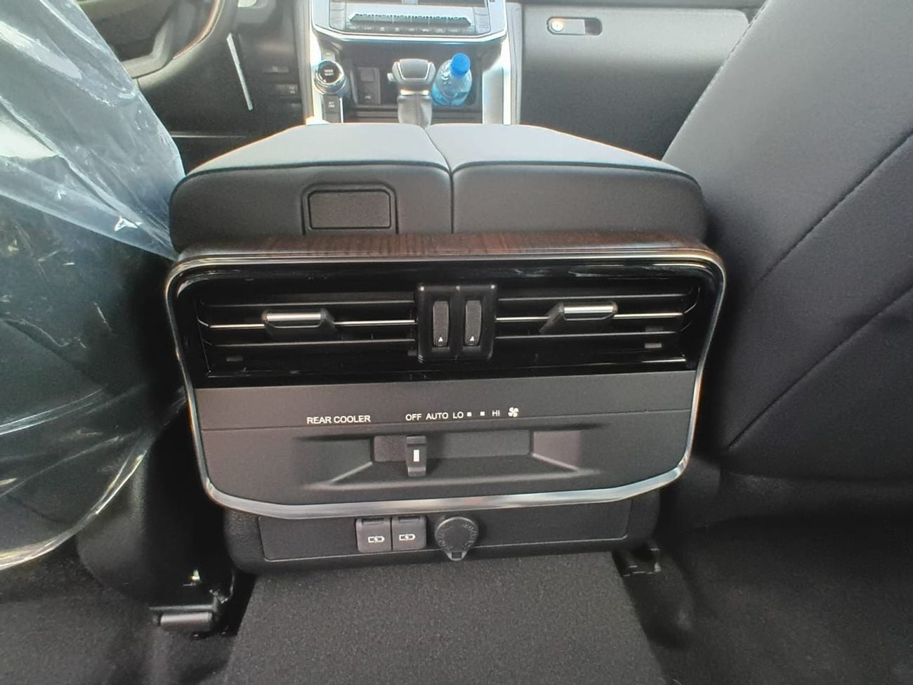 Toyota Land Cruiser 2026 Toyota Land Cruiser LC300 GXR Mid 7-Seater (With Sunroof) 3.5L V6 Twin Turbo Petrol A/T 4WD Exp