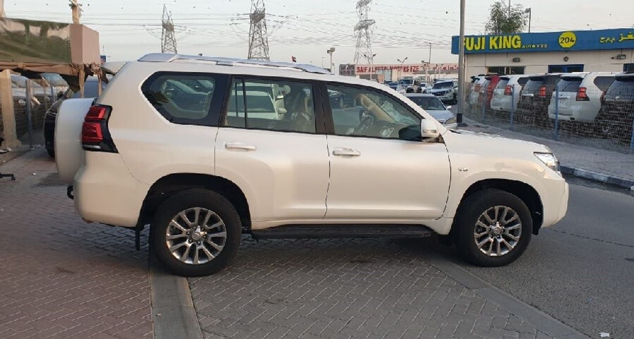 تويوتا برادو 4.0L V6 4WD PETROL (USED)