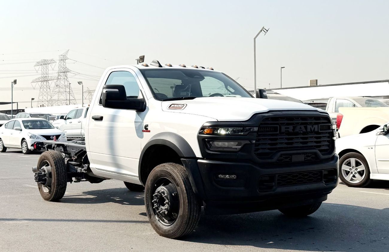 RAM 5500 2026 Tradesman 4x4 Reg Cab Heavy Duty