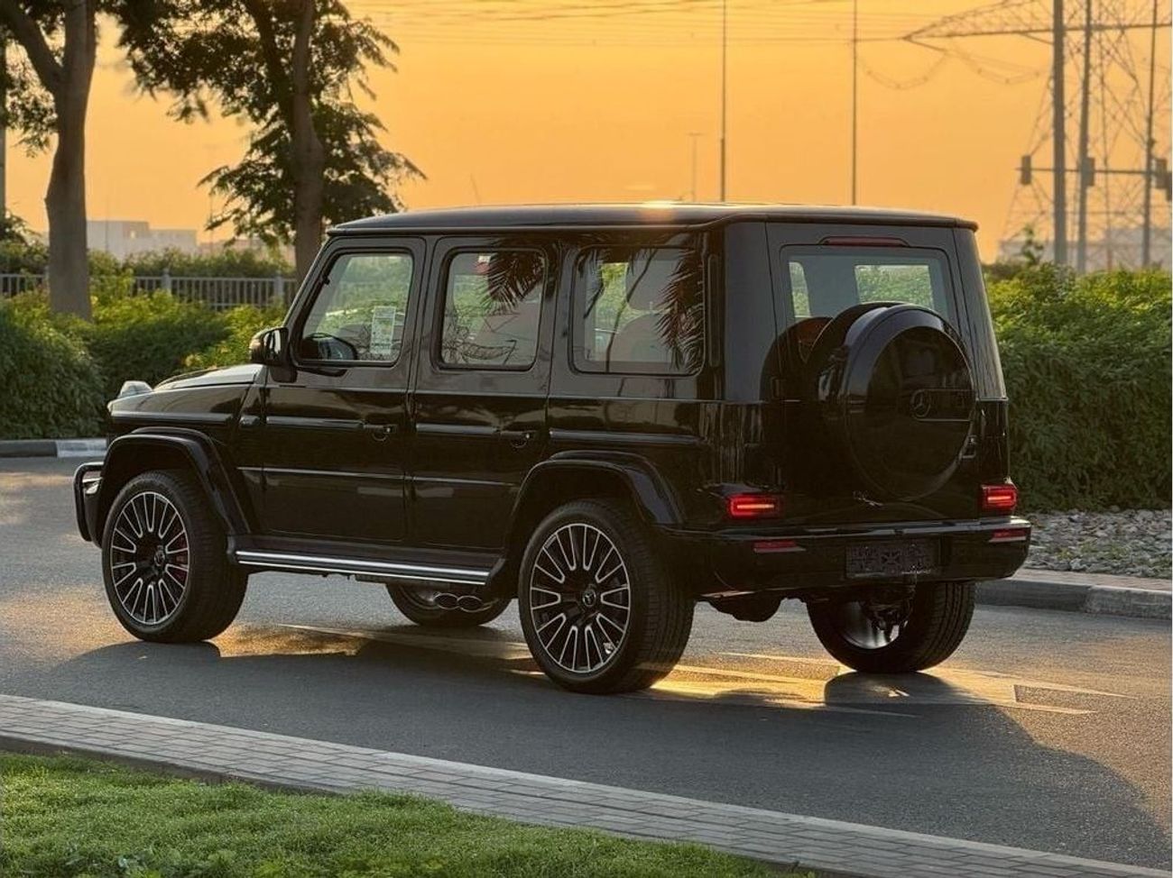 مرسيدس بنز G 63 AMG GCC SPEC UNDER WARRANTY AND SERVICE CONTRACT