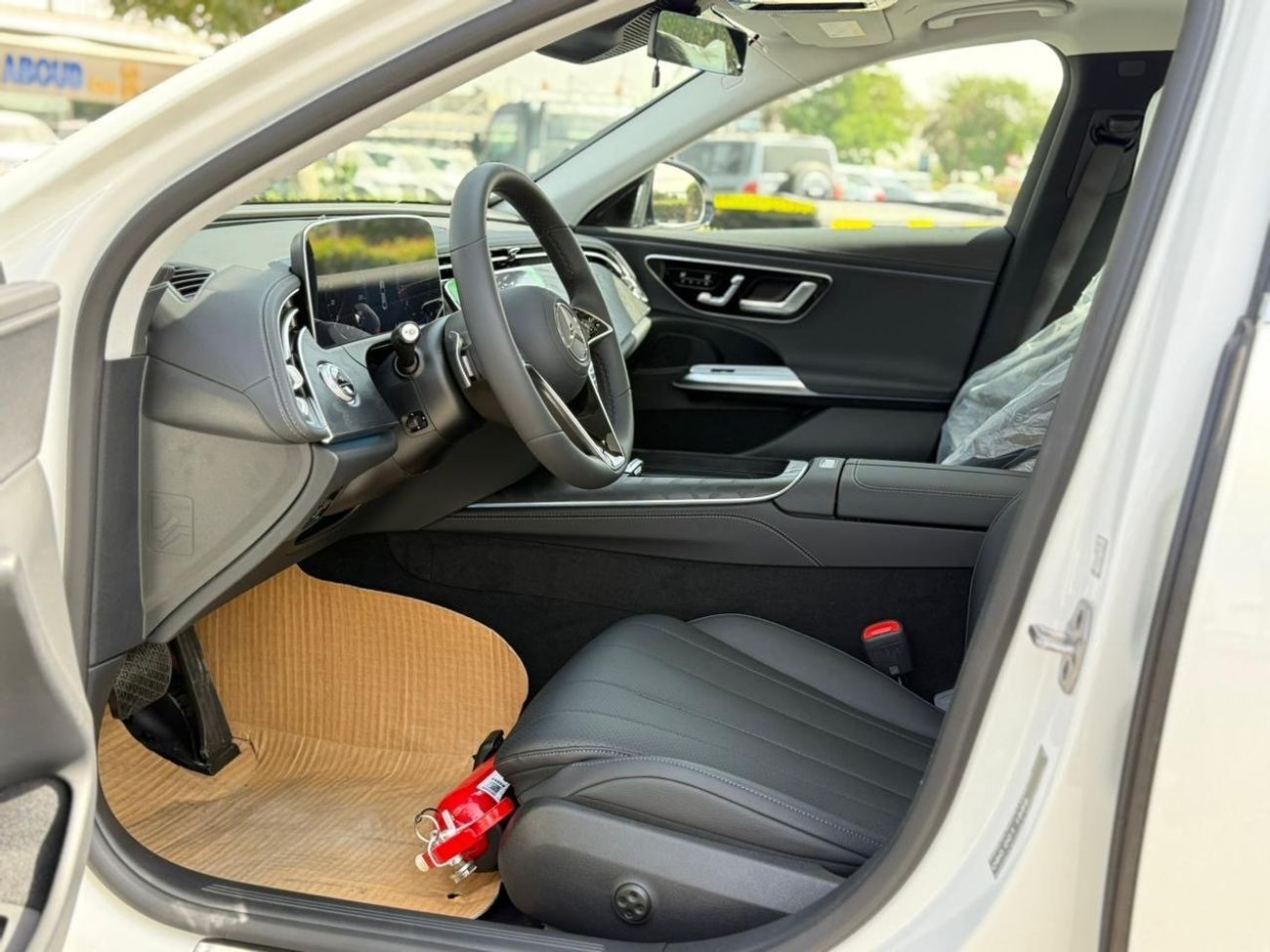 مرسيدس بنز E200