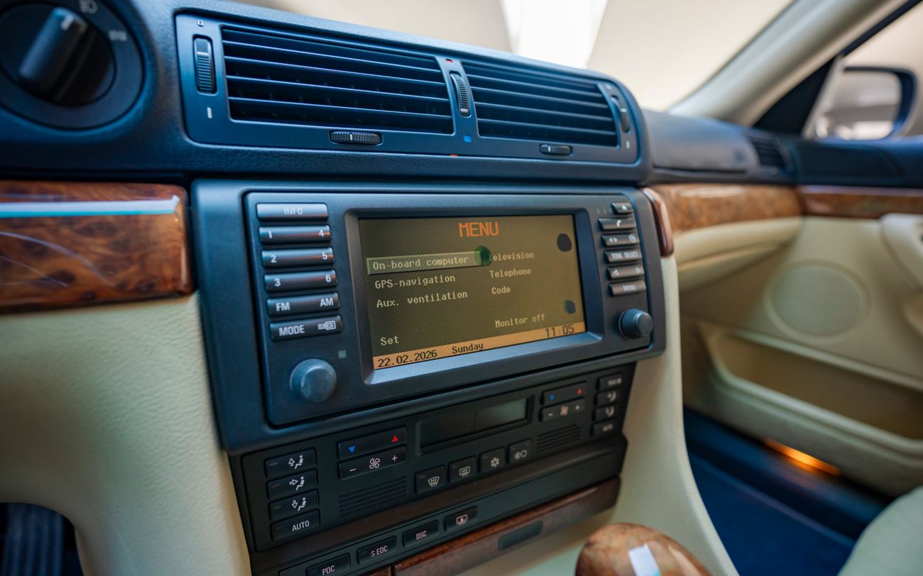 بي أم دبليو 728