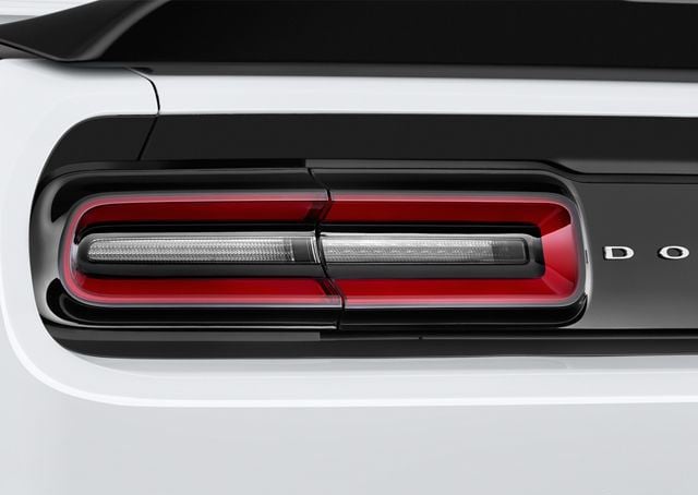Dodge Challenger exterior - Tail Light