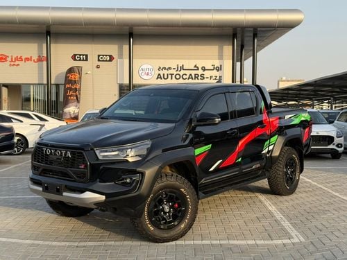 تويوتا هيلوكس 2.8L A/T (Rally Edition)