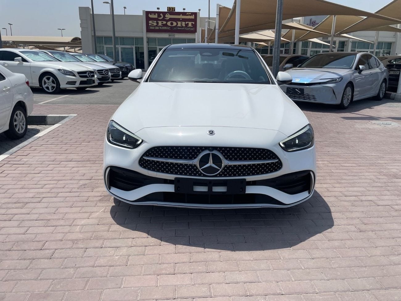 مرسيدس بنز C 200 PREMIUM
