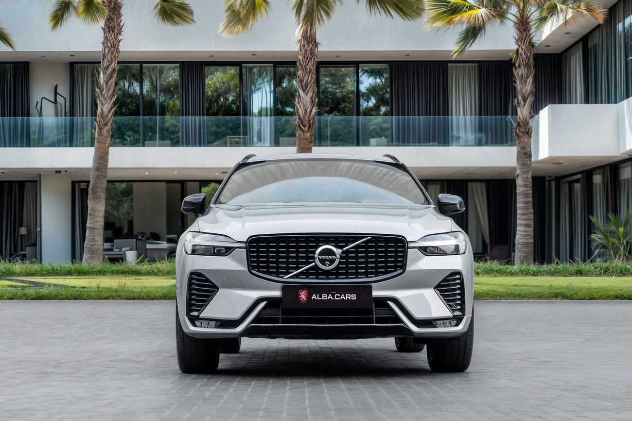فولفو XC 60 B5 ULTIMATE DARK XC60 B5 Ultimate Dark | 2,448 P.M | 0% Downpayment | WARRANTY