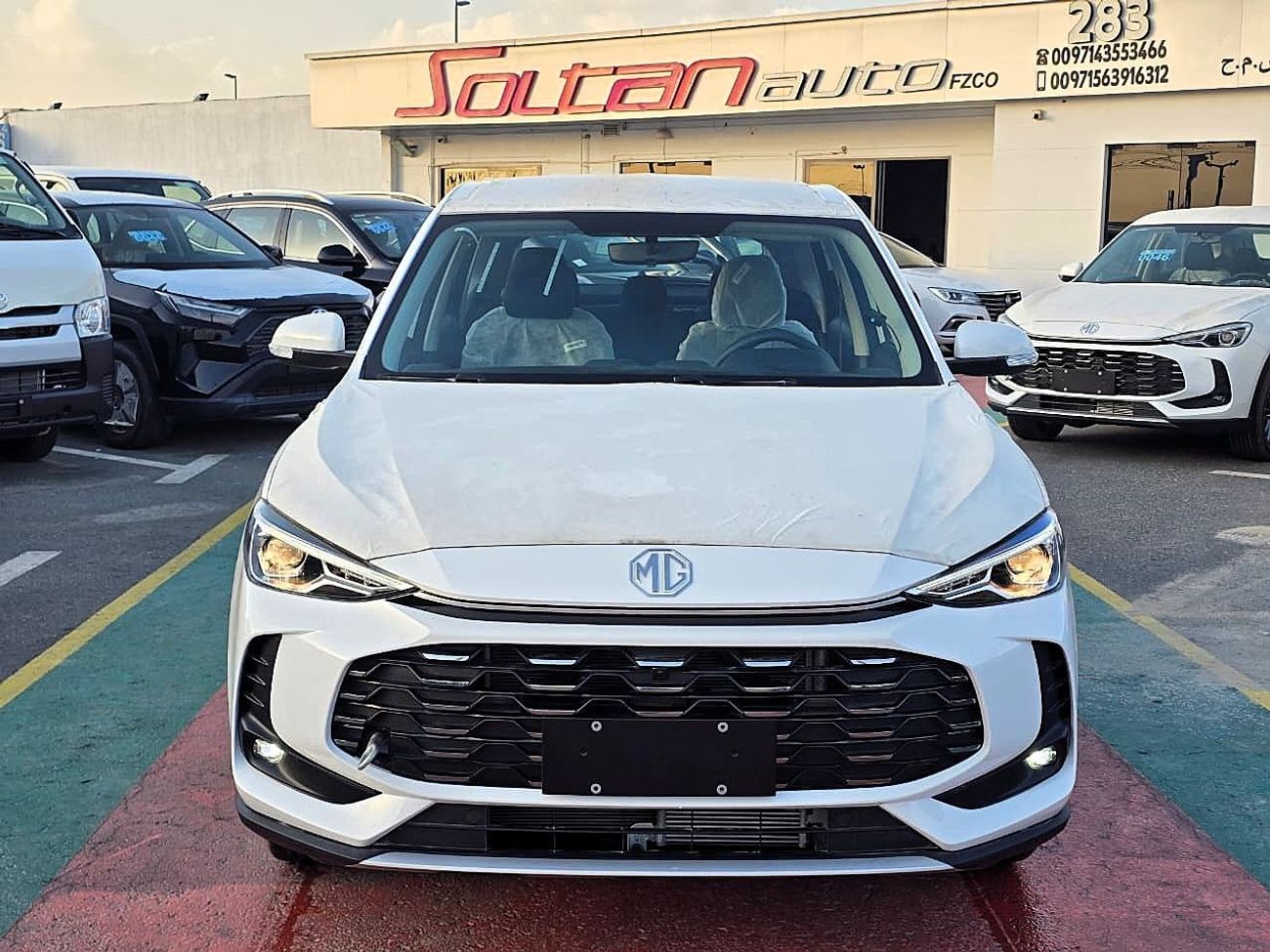 أم جي ZS MG zs New Shape 1.5l A/T comfort Silver Color 2025