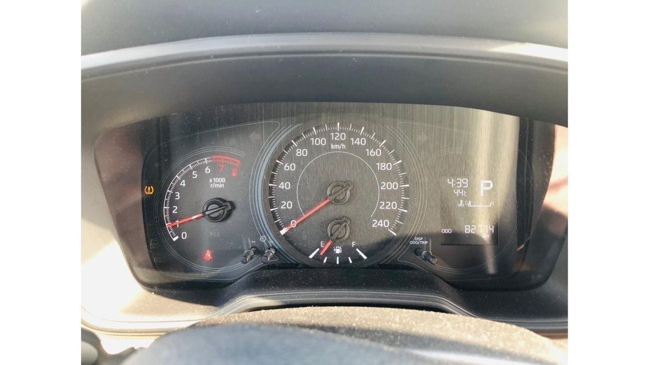 تويوتا كورولا SE+ تويوتا كورولا 1.6 خليجي 2020 صبغ وكاله بحاله ممتازه بدون حوادث