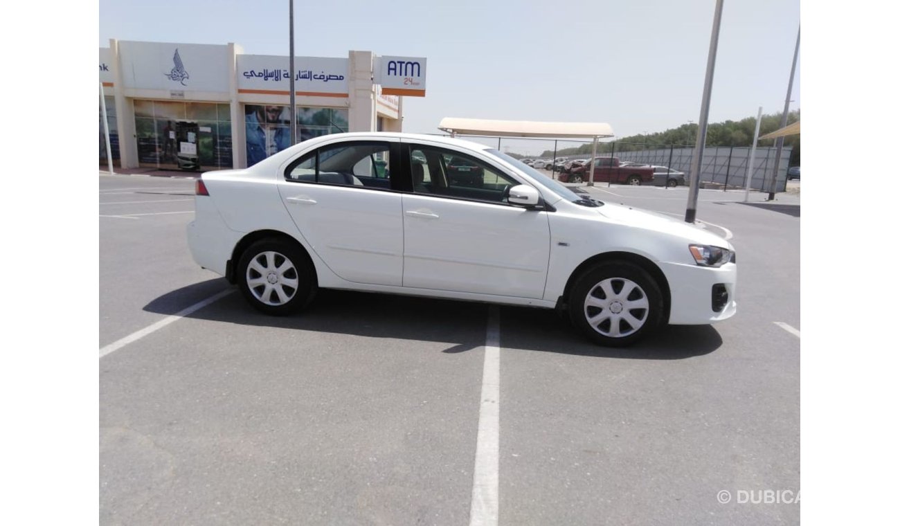 Mitsubishi Lancer Mitsubishi Lancer 2.0 2017 g cc full automatic accident free very very good condition