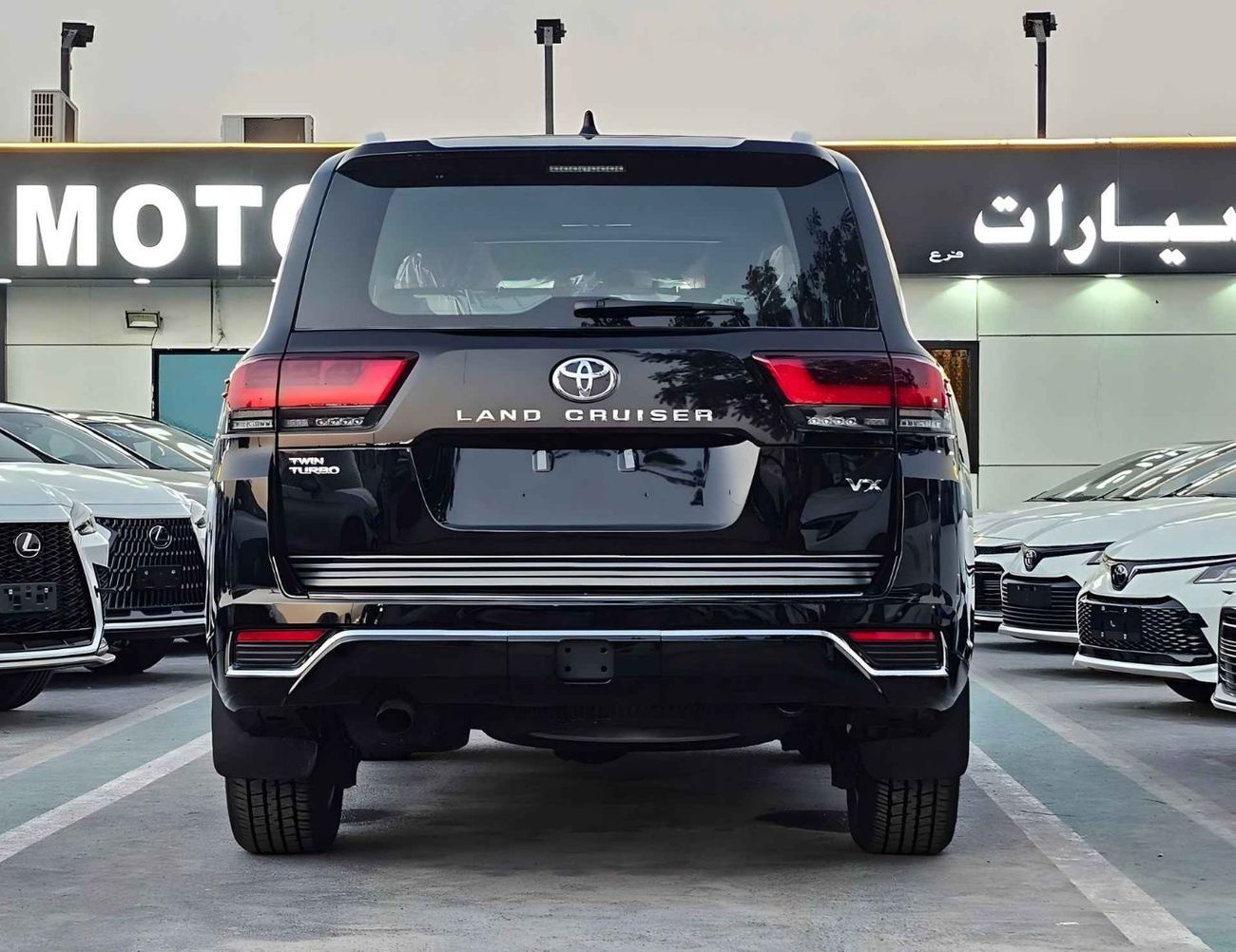 Toyota Land Cruiser VX TWIN TURBO / 3.5L V6 PETROL/ FRONT & REAR CAMERA / BIG DVD / FULL OPTION (CODE # VX)