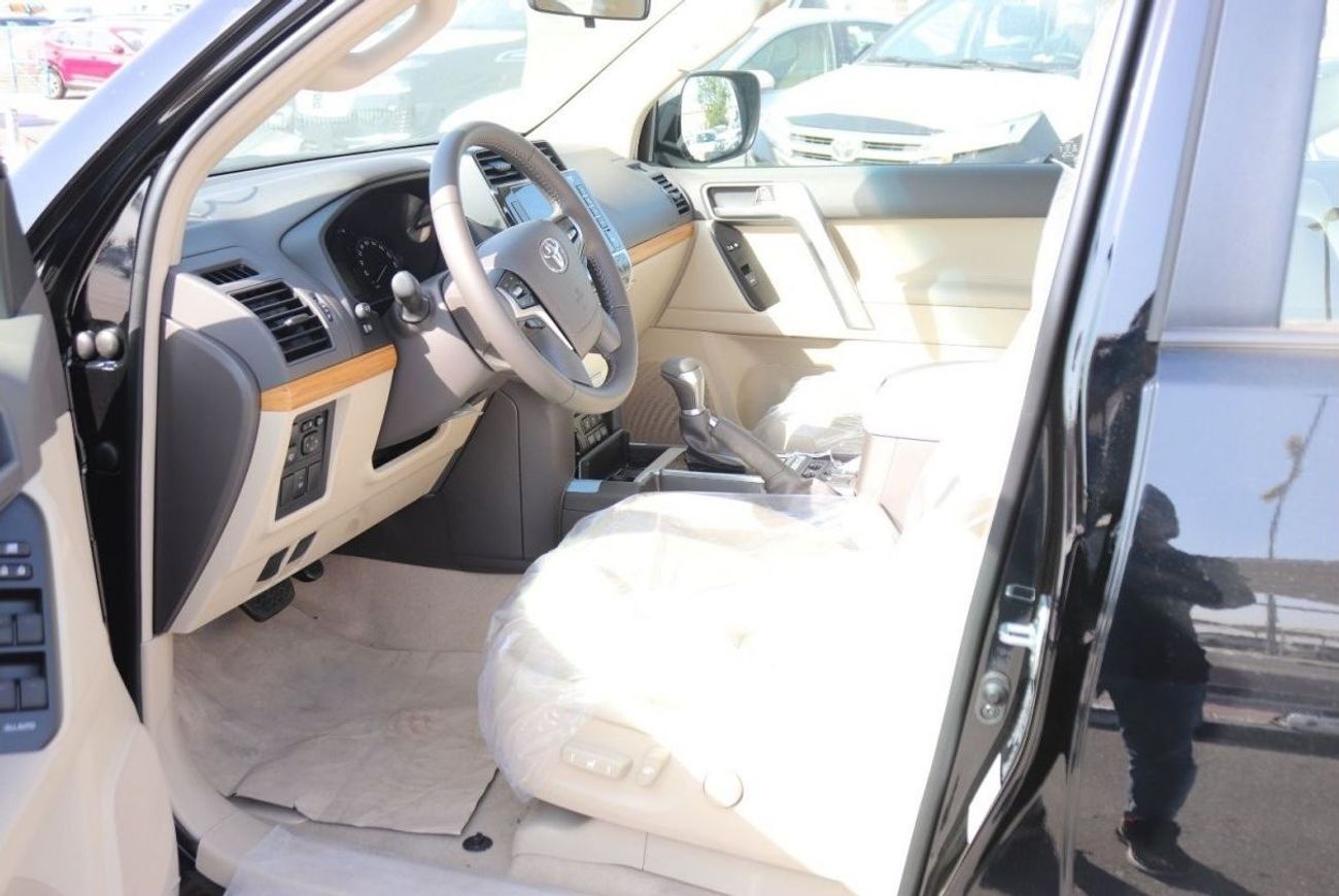 تويوتا برادو 4.0L VXR, 4X4, SUNROOF, 2 ELECTRIC SEAT, LEATHER SEAT, SEAT HEATING AND COOLING, MONITOR, 360 CAMERA