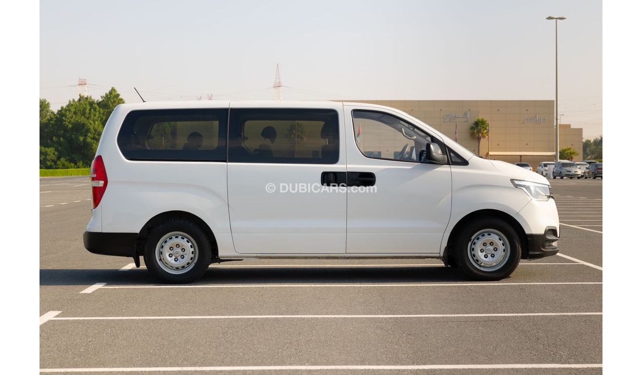هيونداي H-1 Std 2019 12 Executive Seats Fully Automatic - 2.4L, 4cyl Petrol A/T | GCC Specs | Book Now