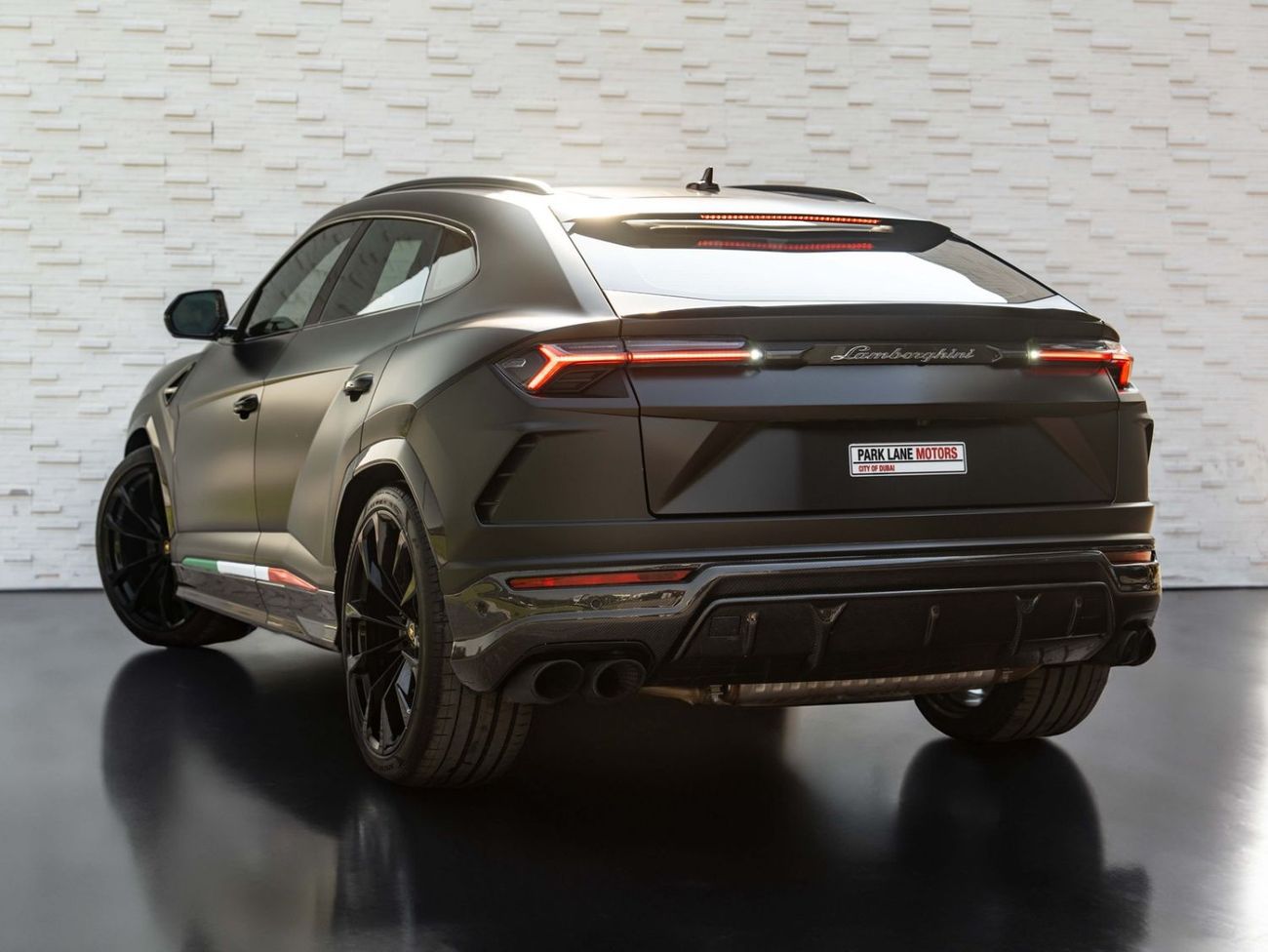 Lamborghini Urus STD