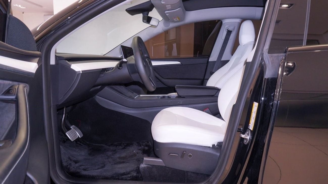 تسلا موديل Y Performance (AWD)