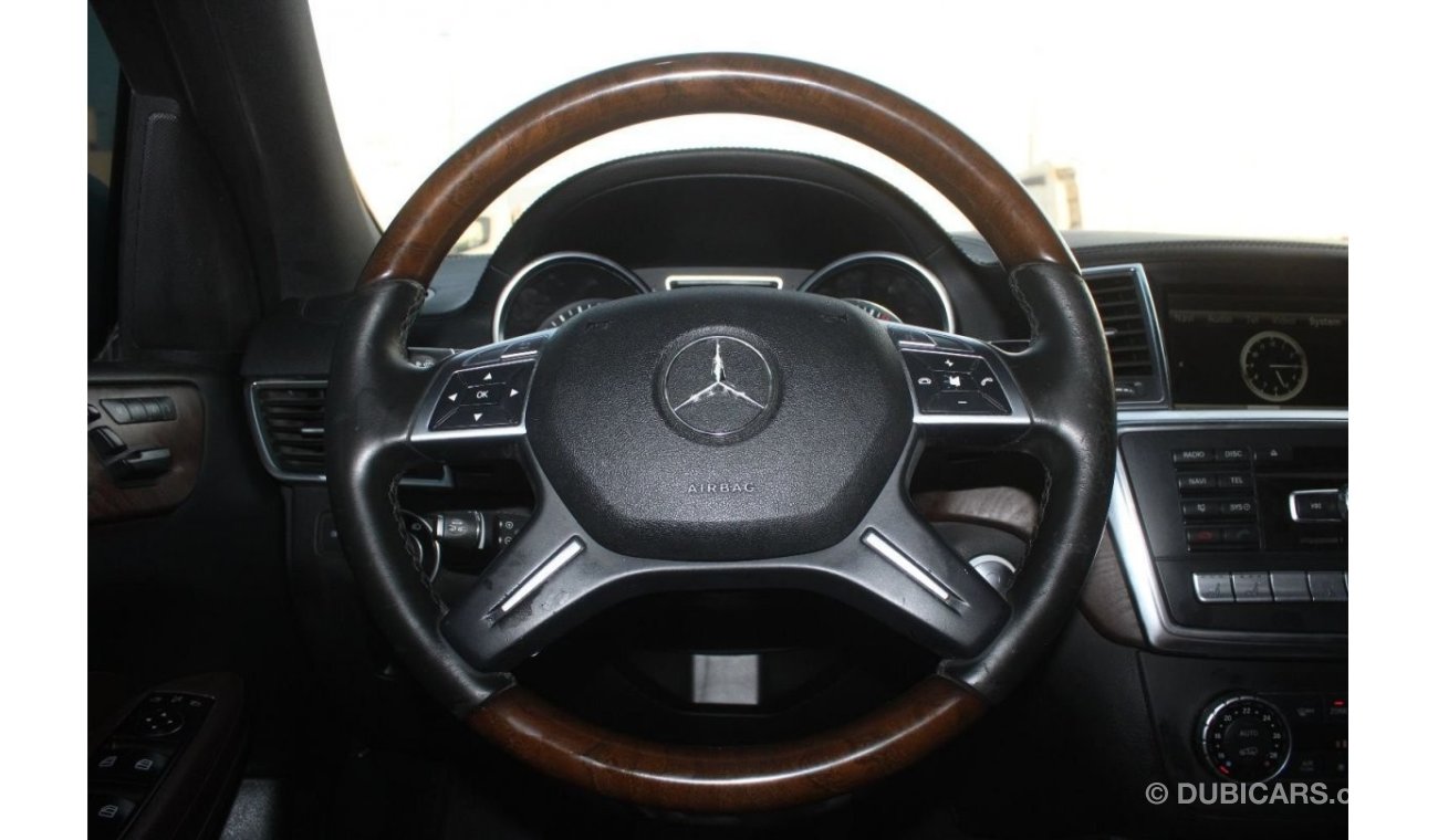 Mercedes-Benz GL 500 Mercedes GL 500 2014 GCC in excellent condition without accidents