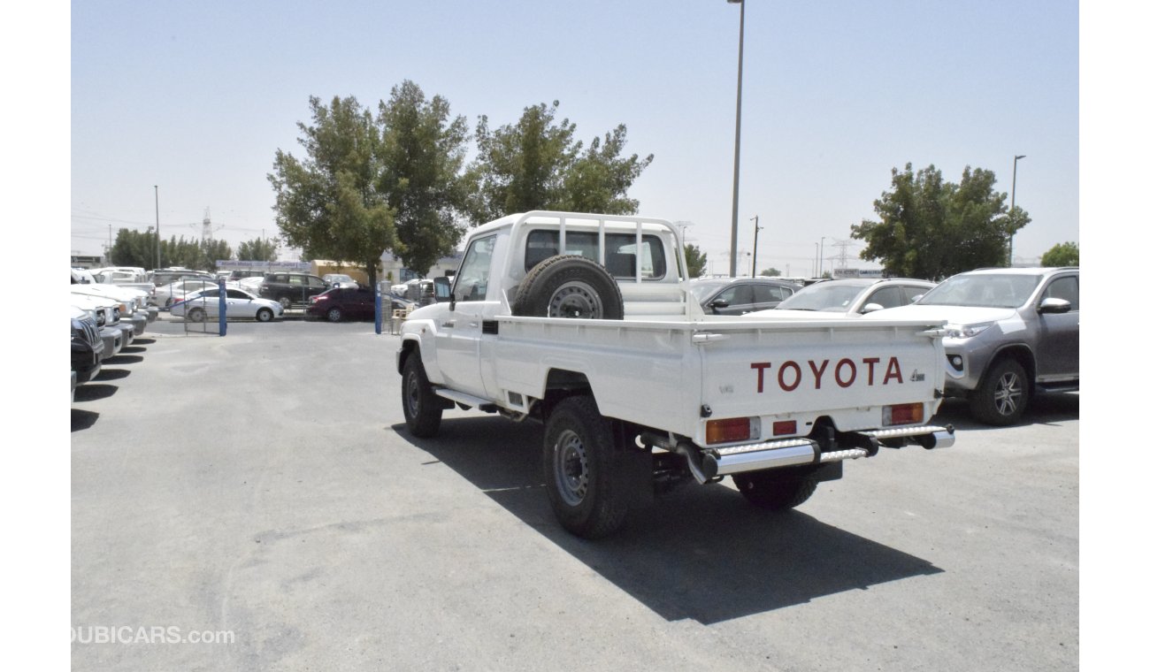 Toyota Land Cruiser Pick Up SINGLE CABIN V-6 4.0 L ENGINE 2020 MODEL  PETROL WITH MANUAL TRANSMISSION 4WD  ONLY FOR EXPORT