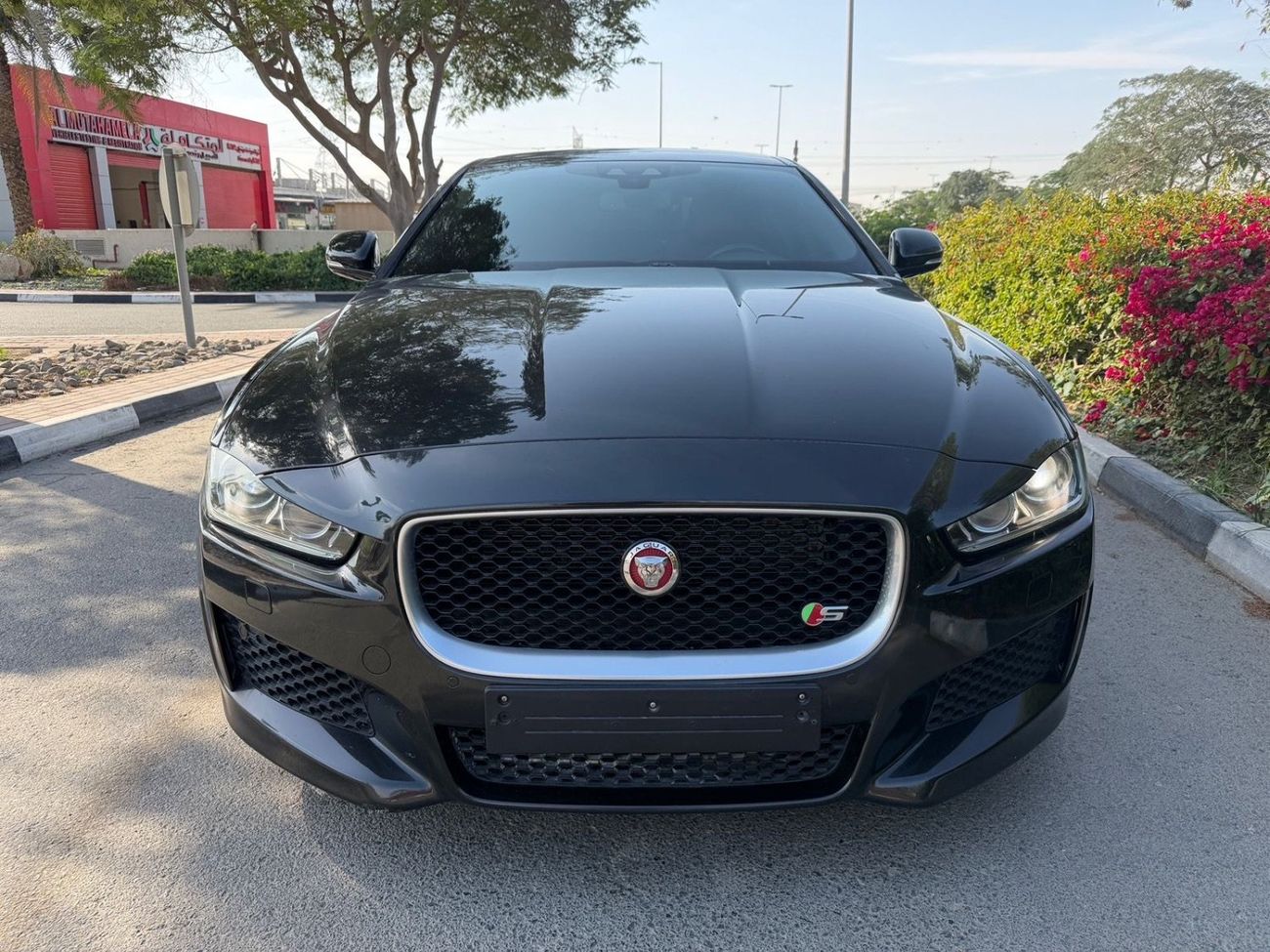 Jaguar XE S 3.0 Supercharged | GCC Specs | Full Service History