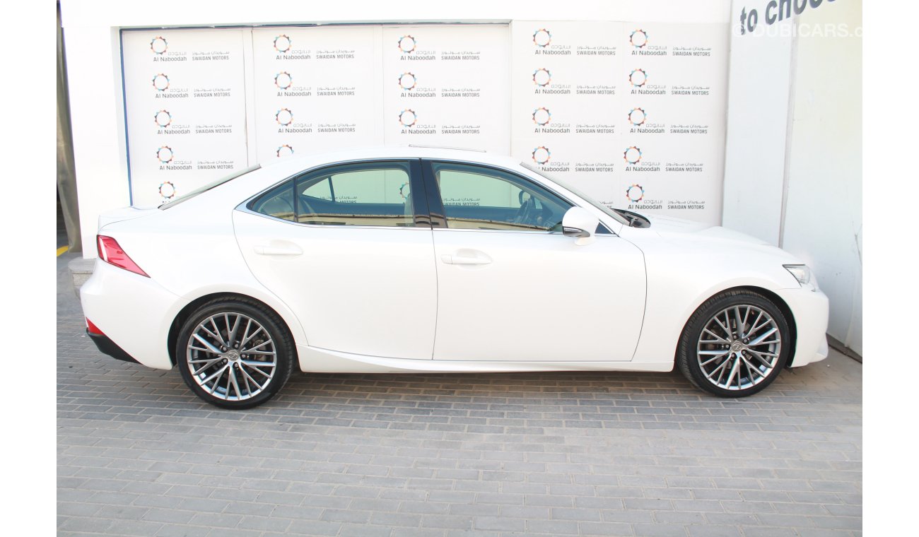 لكزس IS 250 2.5L PRESTIGE 2015 MODEL WITH SUNROOF LEATHER SEATS