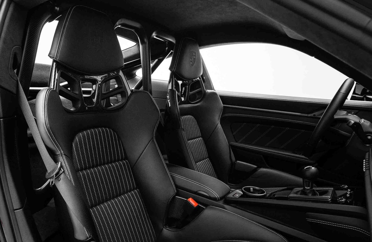 بورش 911 4.0L F-6 Naturally Aspirated Engine