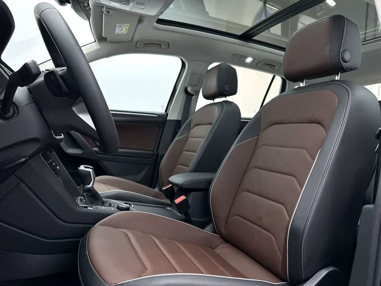 Volkswagen Tiguan Tiguan Elegance With Camera 2L (Ref#43379)
