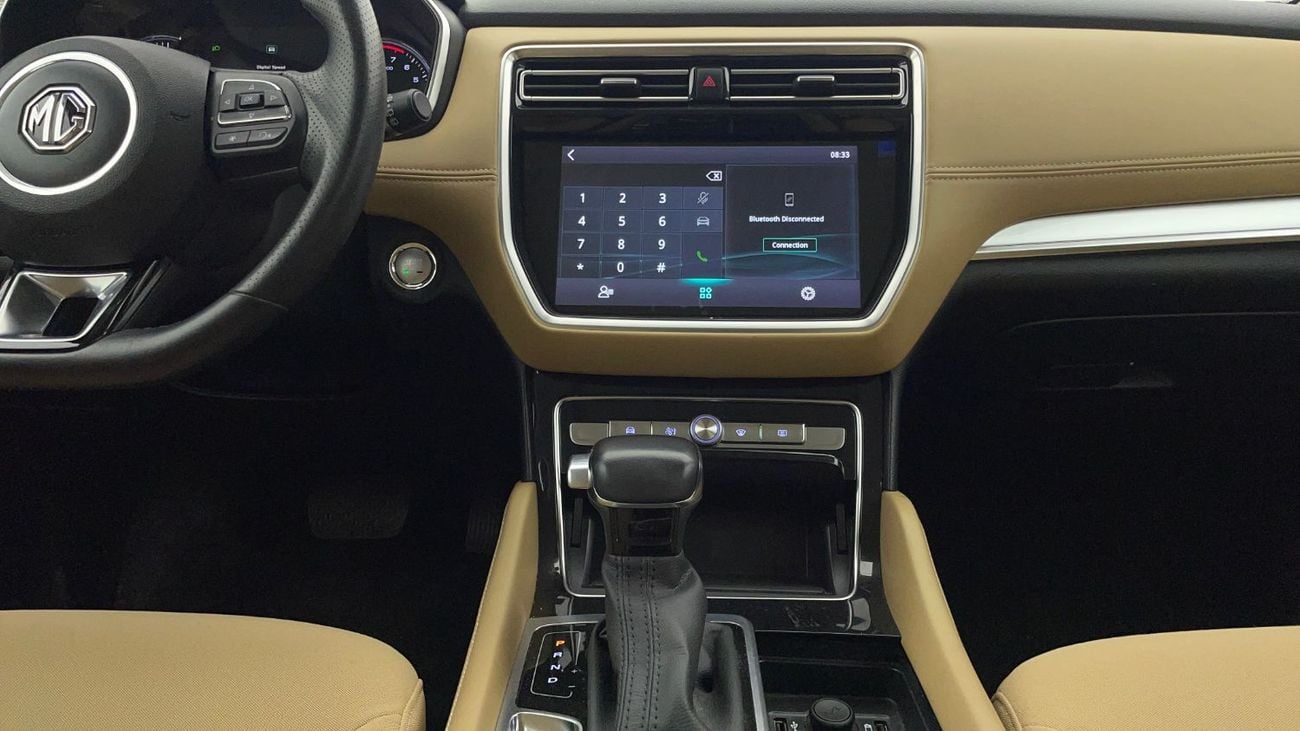 أم جي RX8 2L 2023 | 0 DP | 983/Month | 30 Day Return | Service History