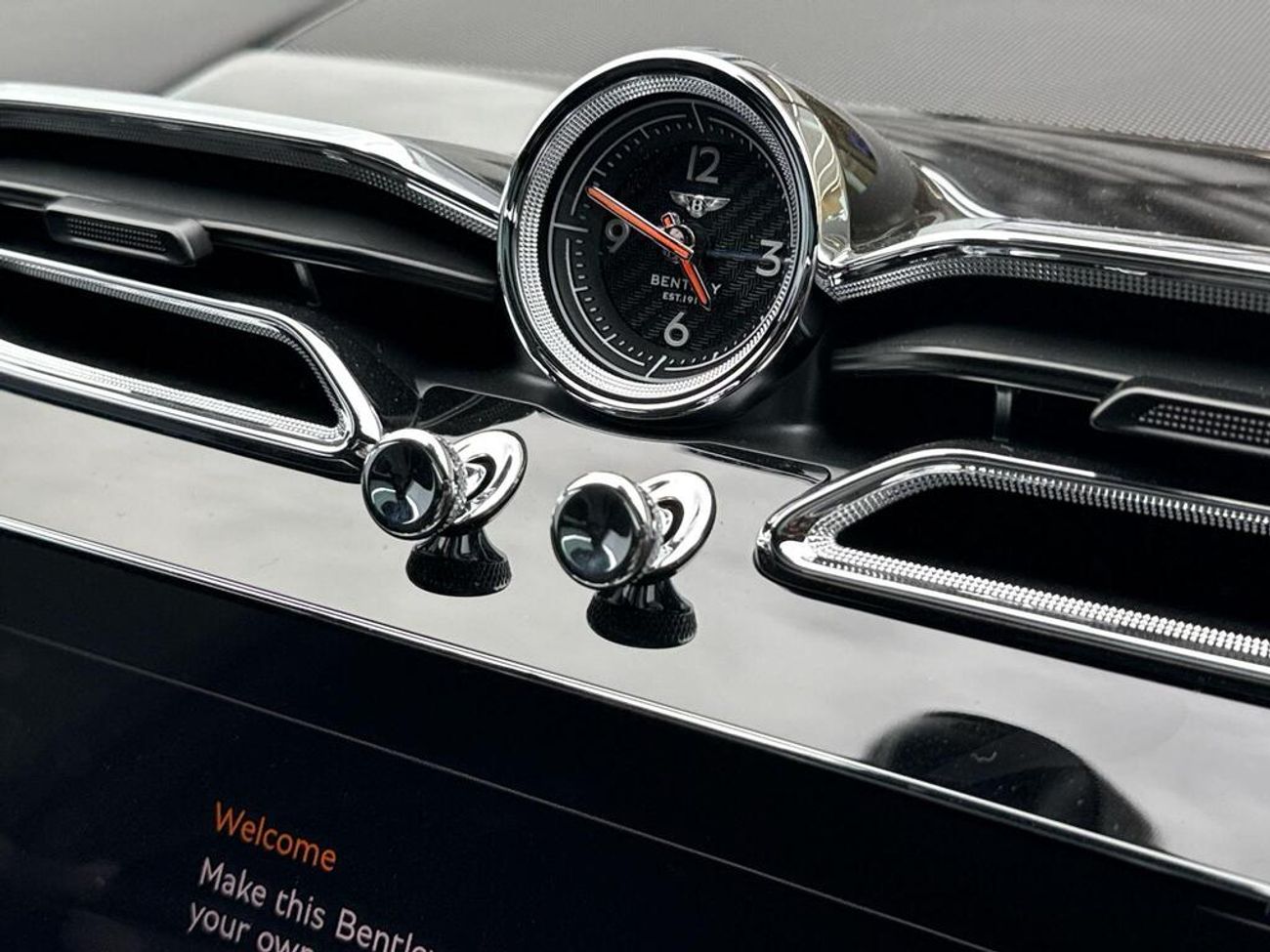 Bentley Bentayga 4.0 V8 S Auto 4WD Euro 6 (s/s) 5dr (EXPORT ONLY) Right hand drive