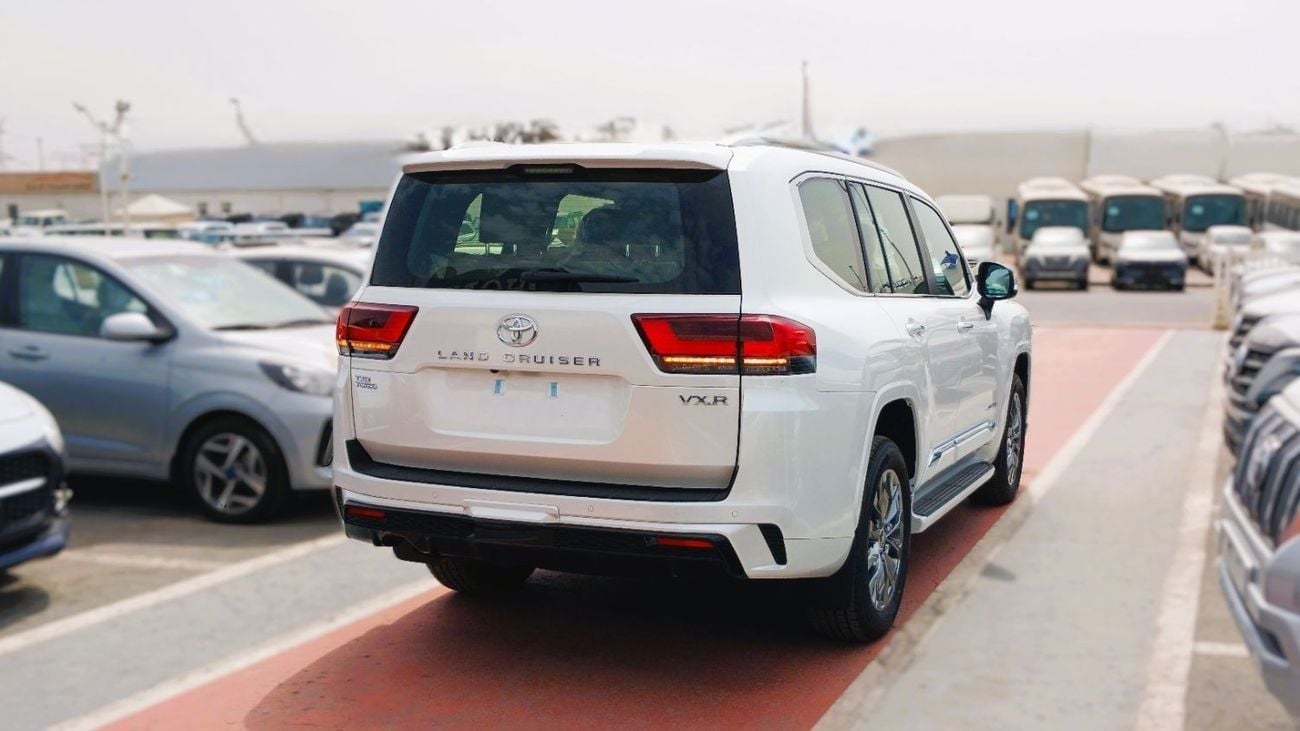 Toyota Land Cruiser Toyota LC300 VXR 3.5L Petrol TT 2025YM