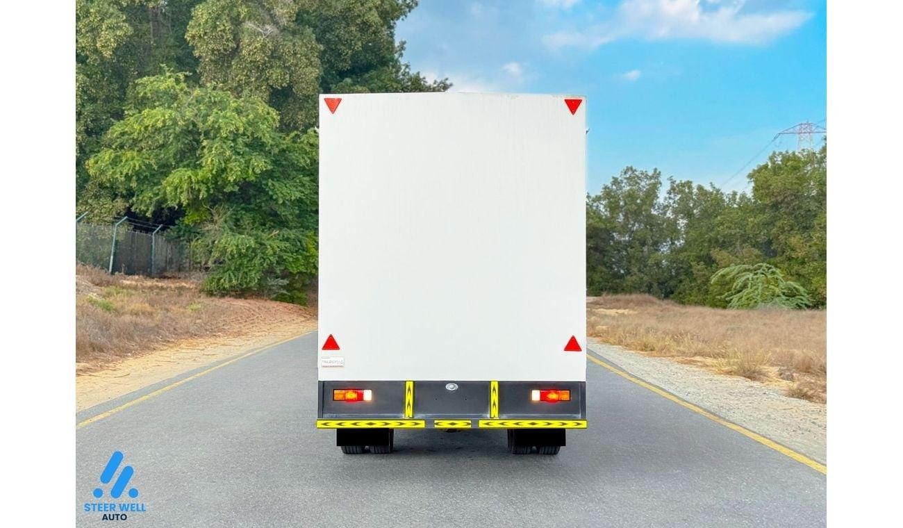 Mitsubishi Fuso Canter 4P10 3.0L RWD Shutter Box Diesel / Smooth Transmission / GCC / Book now!